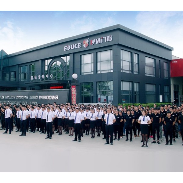 找一個(gè)鋁合金一線門(mén)窗品牌加盟需要投入多少資金