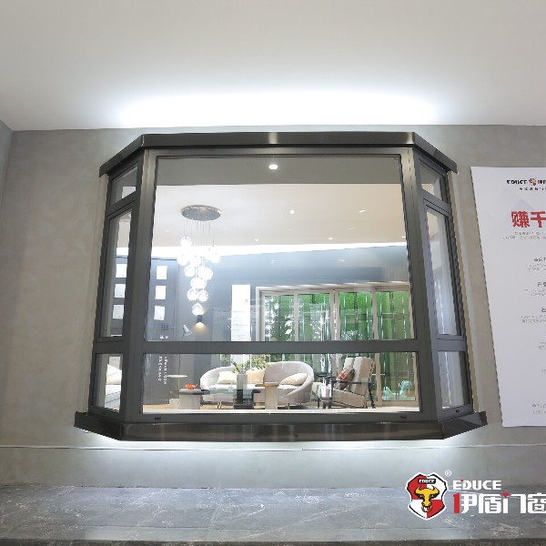 高效隔音門窗哪個品牌強？伊盾安全門窗好不好？