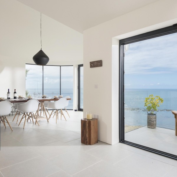 伊盾門窗爆品新騎士系列推拉門有哪些優(yōu)點？