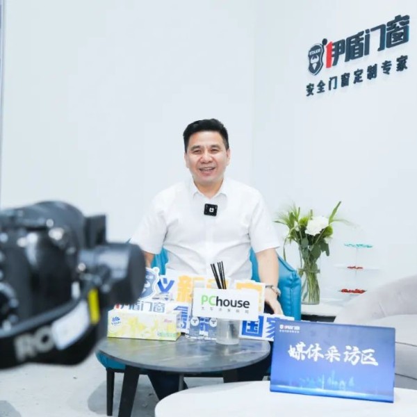 2022中國建博會丨伊盾展廳人氣火爆 捷報頻傳！